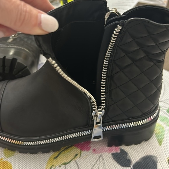 Steven New York Fancey Combat Boots Size 6. Leather upper. NWT - Picture 4 of 8